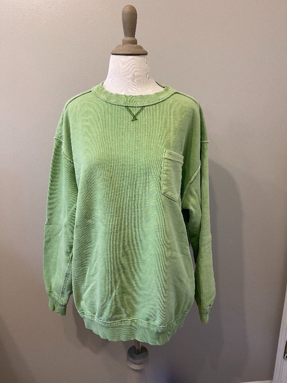 Free People (We The Free) Moderate Weight Sweatshirt Size S Lime Green - Picture 1 of 5
